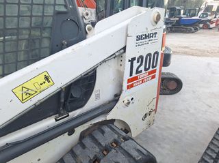 Φορτωτάκι Bobcat 2003 T200-thumb-4