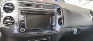 Volkswagen Tiguan 2015-thumb-5