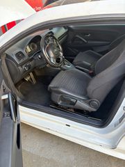 Volkswagen Scirocco 2011-thumb-1