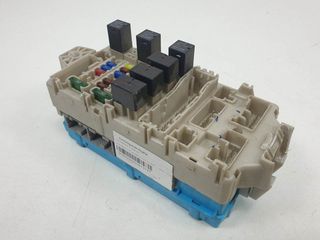 Ασφαλειοθήκη MITSUBISHI OUTLANDER (CU0W) 2003-2006