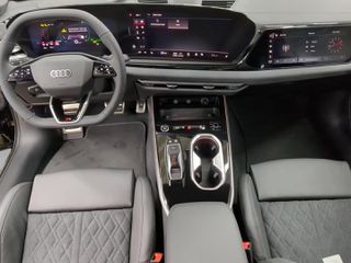 Audi A6 2026 A6 Avant e-hybrid - quattro -299PS.-thumb-4
