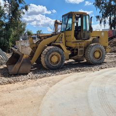 Loader With Tires CAT 1985 928