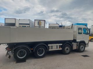 Ανατροπή Volvo 2007 FM 13-thumb-10