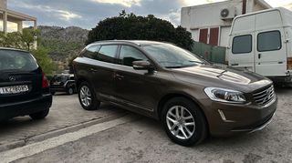 Volvo XC 60 2017-thumb-5
