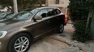 Volvo XC 60 2017-thumb-28