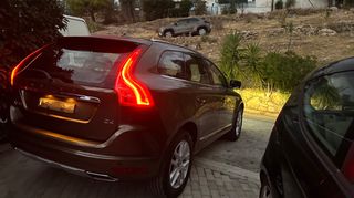 Volvo XC 60 2017-thumb-31