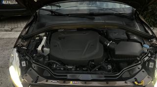 Volvo XC 60 2017-thumb-32