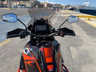 KTM 1290 Super Adventure 2021-thumb-8