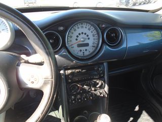 Mini Cooper D 2003-thumb-8