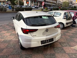 Opel Astra 2018-thumb-8