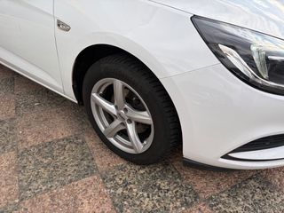 Opel Astra 2018-thumb-23