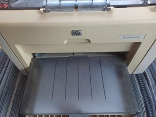 HP LASERJET 1022-thumb-1