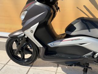 Yamaha XMAX 250 2012 -MOTOSIDIROPOULOS- XMAX 250 2012 - SPORT - AKRAPOVIC-thumb-16