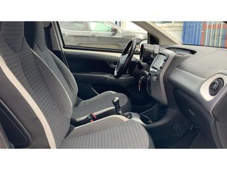 Toyota Aygo 2018 XPLAY TOUCH-thumb-11