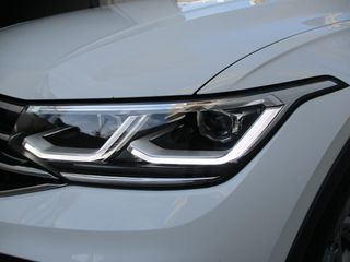 Volkswagen Tiguan 2021 1.5 TSI R-LINE-thumb-46