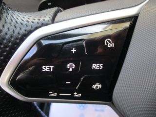 Volkswagen Tiguan 2021 1.5 TSI R-LINE-thumb-11