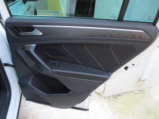 Volkswagen Tiguan 2021 1.5 TSI R-LINE-thumb-34