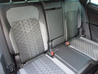 Volkswagen Tiguan 2021 1.5 TSI R-LINE-thumb-35