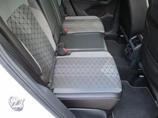 Volkswagen Tiguan 2021 1.5 TSI R-LINE-thumb-36