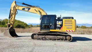 Εκσκαφέας Με Ερπύστριες CAT 2015 324 ELN