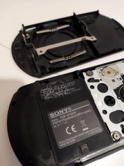 Sony Psp e1004-thumb-4