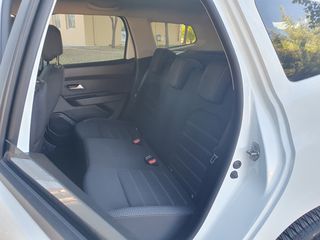 Dacia Duster 2019 1.5 *DCI* 116HP 4X4 PRESTIGE*-thumb-52