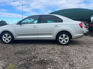 Skoda Rapid 2015-thumb-3