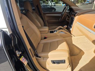 Porsche Cayenne 2007 TURBO-thumb-12