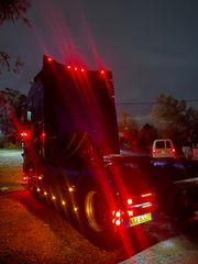 Volvo 2014 500-thumb-6