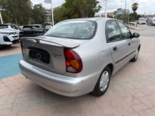 Daewoo Lanos 2001-thumb-7