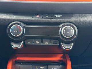 Kia Stonic 2017 PLATINUM-thumb-44