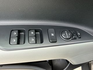Kia Stonic 2017 PLATINUM-thumb-25