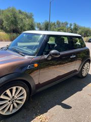 Mini Cooper D 2010 MINI Cooper D 50 Mayfair-thumb-3
