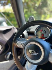 Mini Cooper D 2010 MINI Cooper D 50 Mayfair-thumb-10