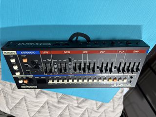 Roland Boutique JU-06A-thumb-1