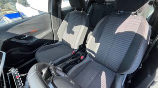 Peugeot 2008 2023 1.2 PURETECH 102 ACTIVE PACK-thumb-16