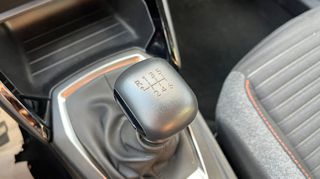 Peugeot 2008 2023 1.2 PURETECH 102 ACTIVE PACK-thumb-30