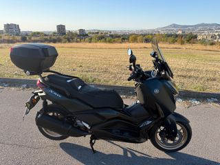 Yamaha XMAX 300 Tech Max 2023-thumb-3