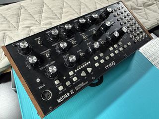 Moog Mother-32-thumb-1