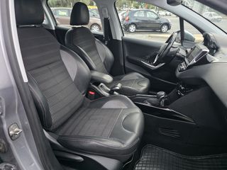 Peugeot 2008 2017 ALLURE-thumb-12