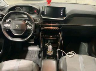 Peugeot 208 2020 1.2 ALLURE 101HP AUTOMATIC-thumb-7