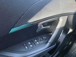 Peugeot 2008 2021 1.2 ALURE 131HP AUTOMATIC-thumb-19
