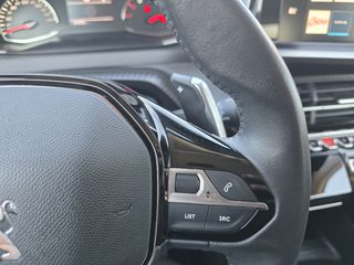 Peugeot 2008 2021 1.2 ALURE 131HP AUTOMATIC-thumb-18