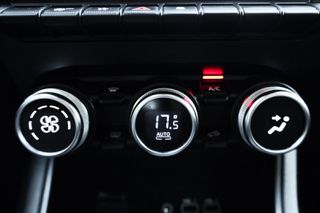 Renault Captur 2024 1.0 techno TCe 100 LPG *ΜΗΔΕΝΙΚΑ ΤΕΛΗ*-thumb-37