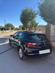 Renault Megane 2018-thumb-4