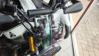 Triumph Scrambler 400 X 2024-thumb-4