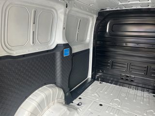 Κλούβα Kia 2026 PV5-thumb-10