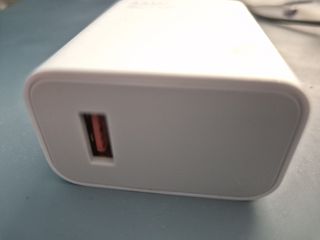 xiaomi 33 watt-thumb-2