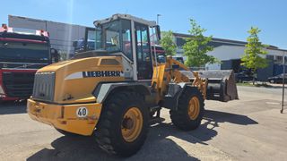 Φορτωτής Με Λάστιχα Liebherr 2004 L514-thumb-5
