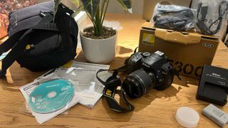 Nikon D5300 DSLR Kit – AF-P DX 18-55mm + SD card 64 gb + τσάντα μεταφοράς
